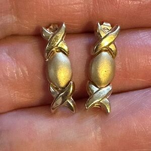 10k Yellow Gold XO Dangle Earrings